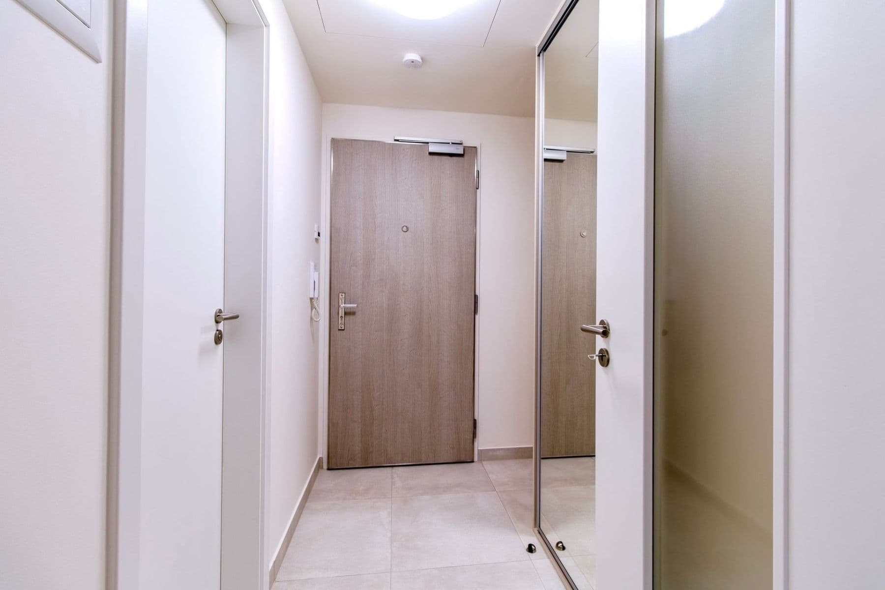 Prenájom bytu 1-izbový 32 m², Poděbradská, Praha, Praha Prenájom bytu 1-izbový 32 m², Poděbradská, Praha, Praha