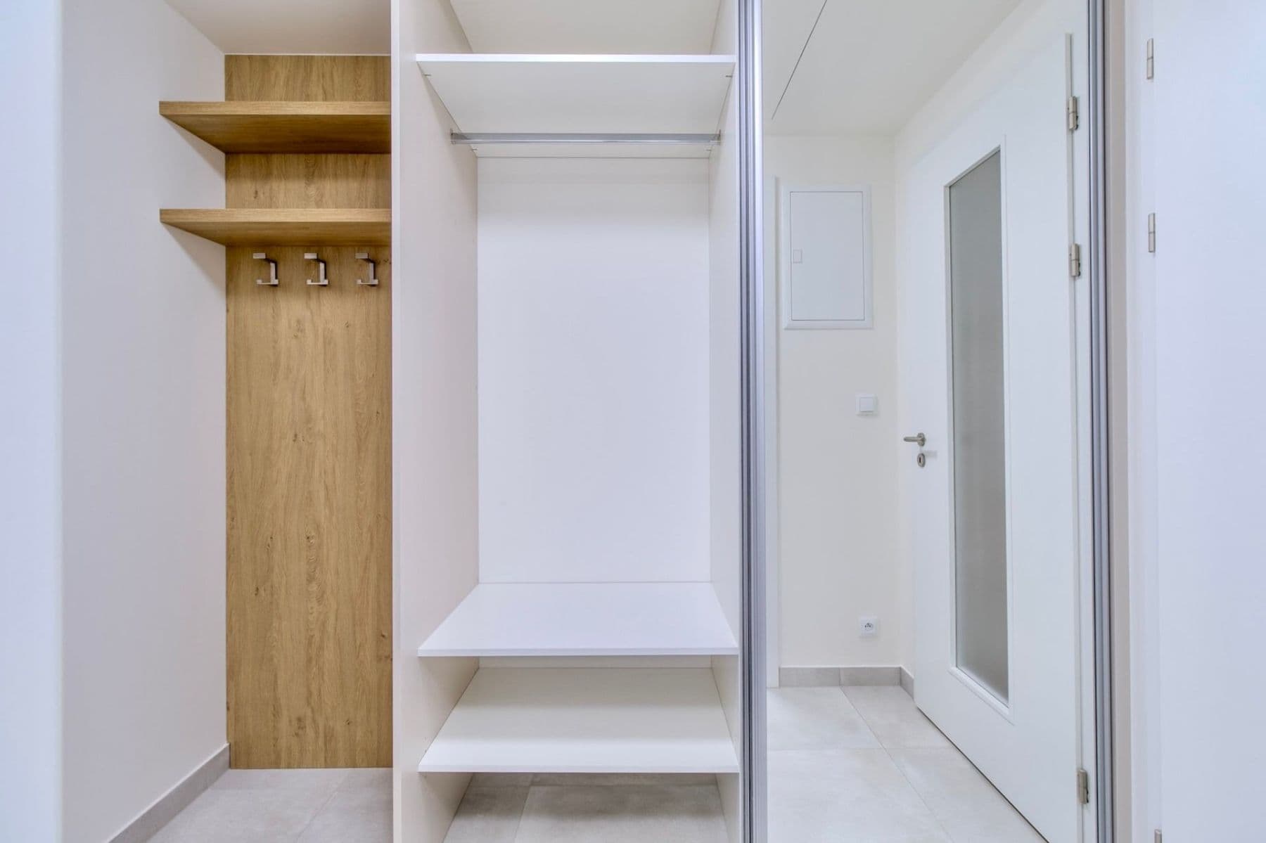 Prenájom bytu 1-izbový 32 m², Poděbradská, Praha, Praha Prenájom bytu 1-izbový 32 m², Poděbradská, Praha, Praha