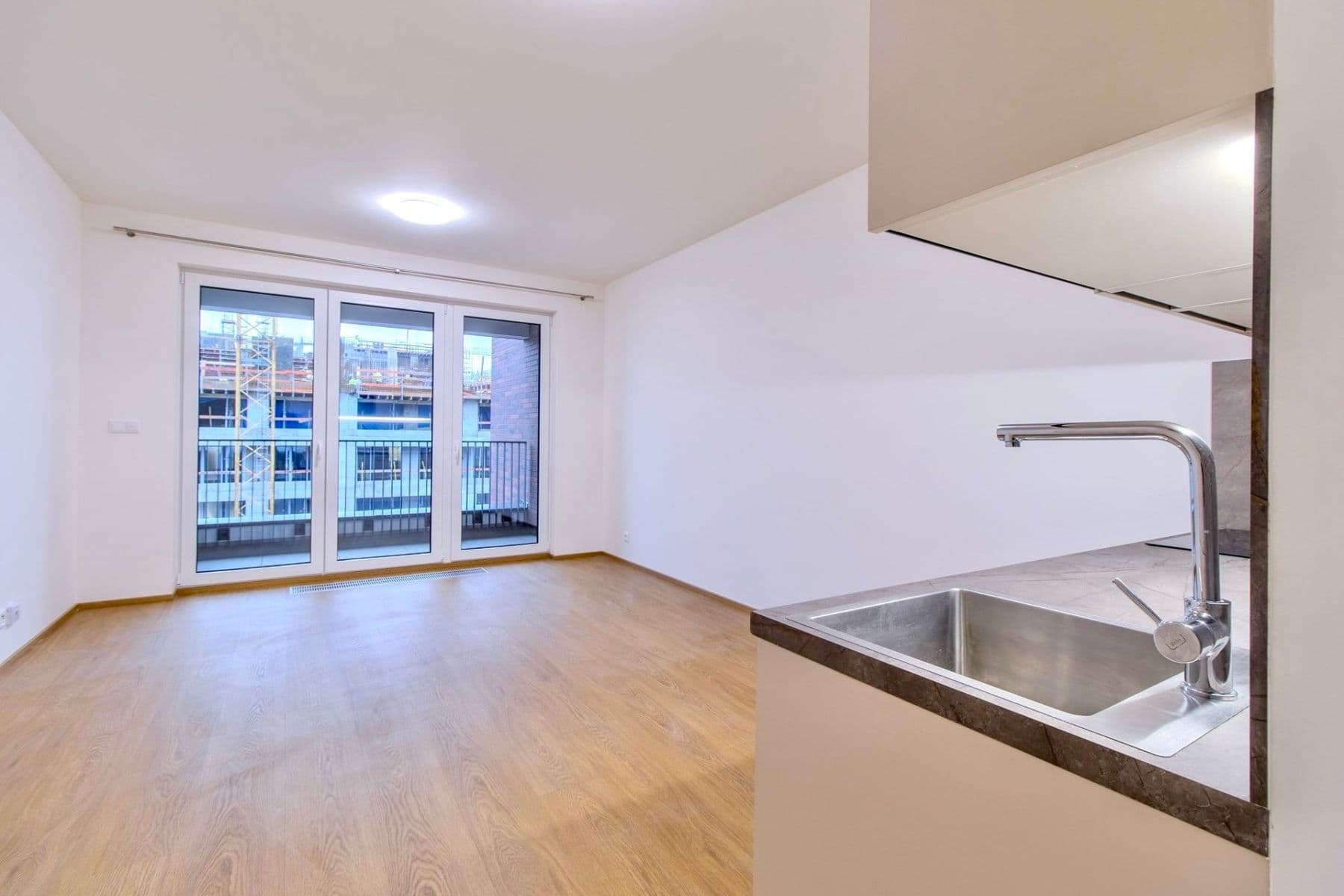 Prenájom bytu 1-izbový 32 m², Poděbradská, Praha, Praha Prenájom bytu 1-izbový 32 m², Poděbradská, Praha, Praha