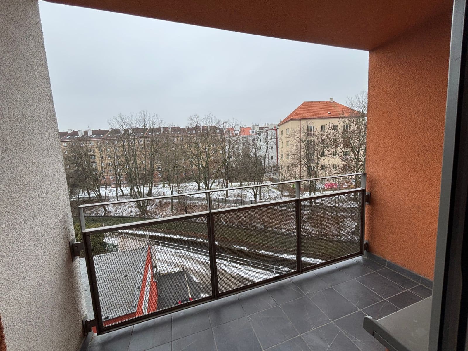 Prenájom bytu 3-izbový 78 m², Rostovská, Praha, Praha Prenájom bytu 3-izbový 78 m², Rostovská, Praha, Praha
