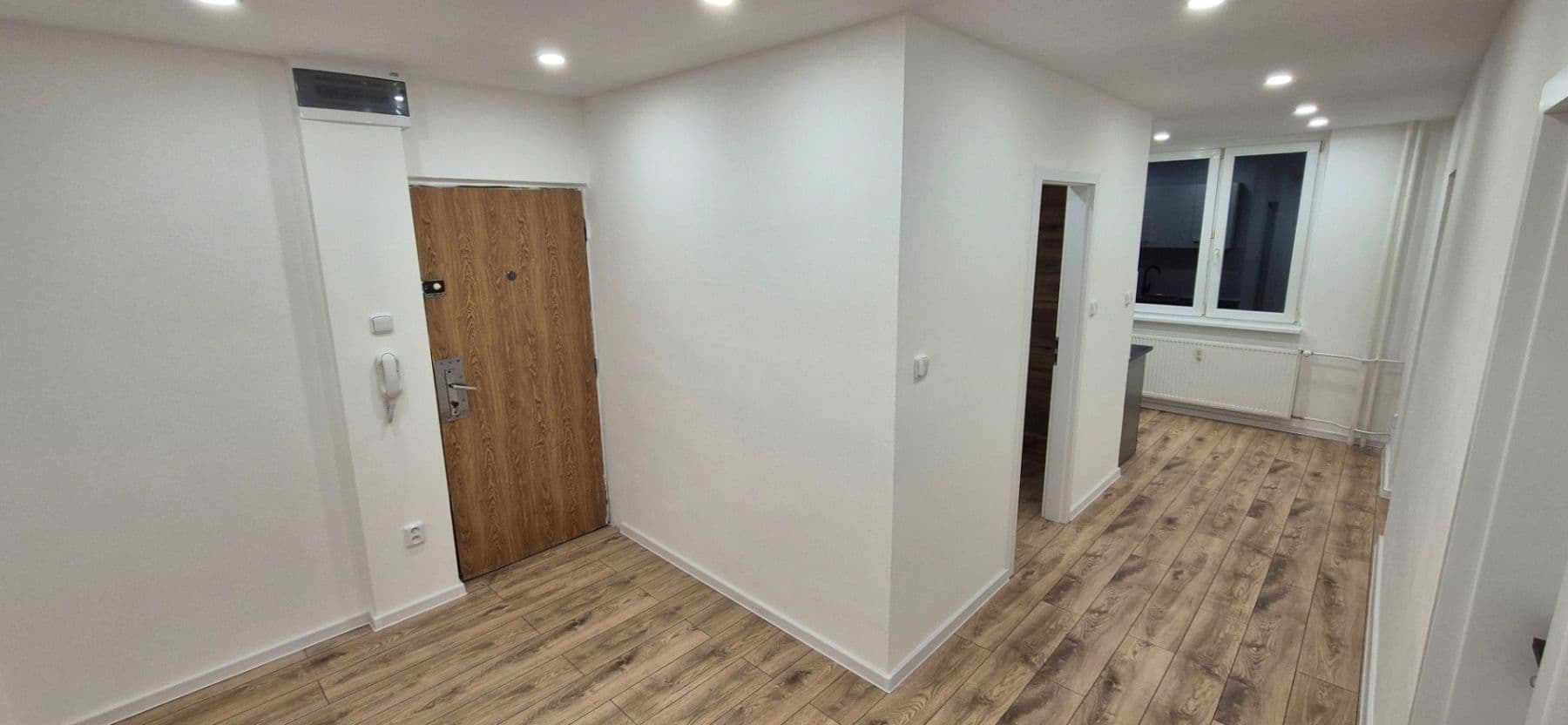 Predaj bytu 2-izbový 62 m², Zahradní, Chomutov, Ústecký kraj Predaj bytu 2-izbový 62 m², Zahradní, Chomutov, Ústecký kraj