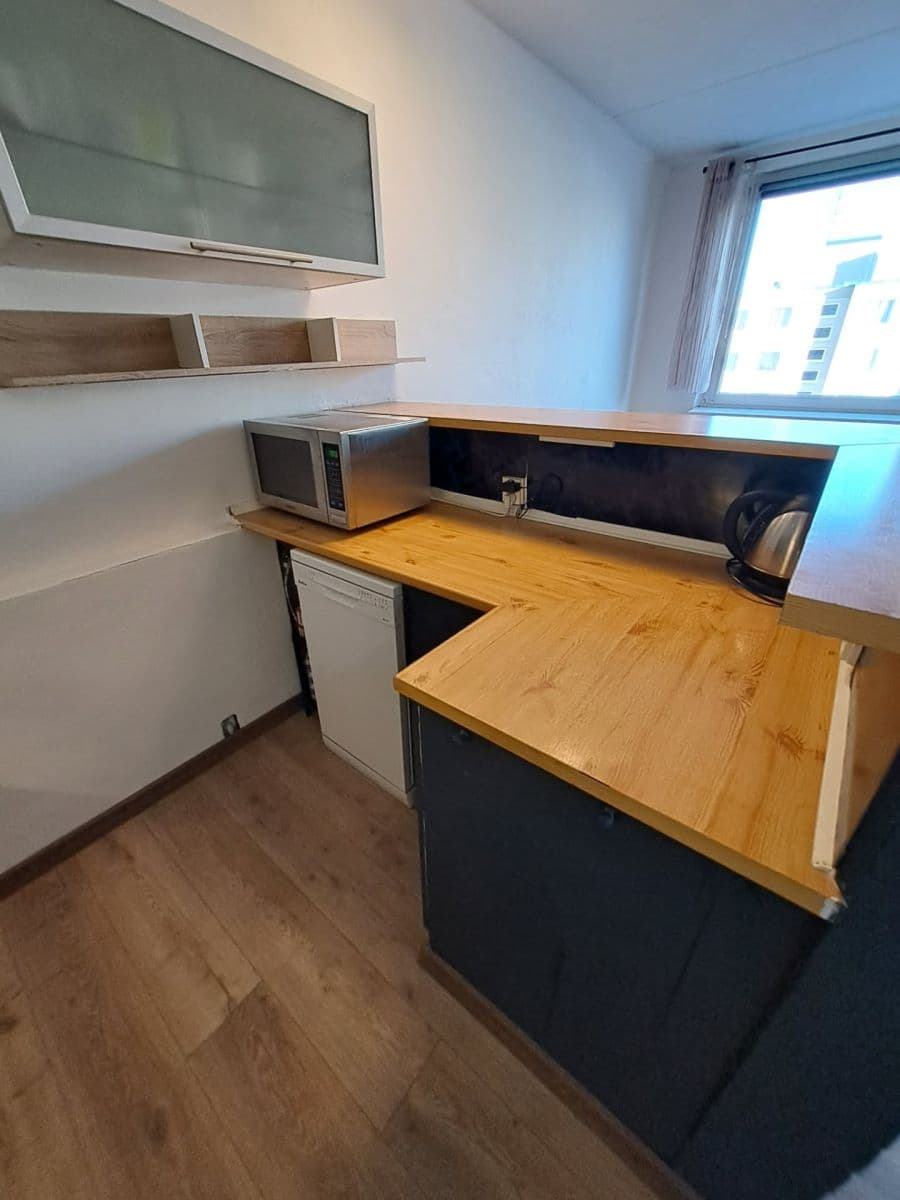 Prenájom bytu 2-izbový 43 m², Rochovská, Praha, Praha Prenájom bytu 2-izbový 43 m², Rochovská, Praha, Praha