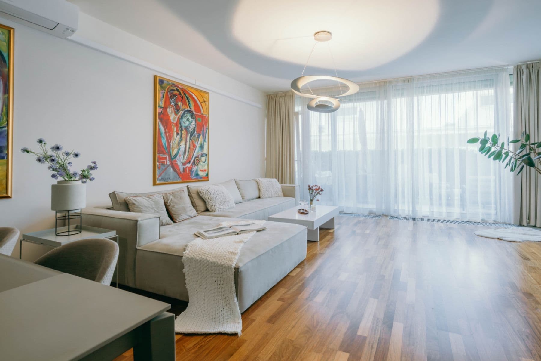 Predaj bytu 2-izbový 125 m², K Železnej studienke, Bratislava - mestská časť Staré Mesto, Bratislavský kraj Predaj bytu 2-izbový 125 m², K Železnej studienke, Bratislava - mestská časť Staré Mesto, Bratislavský kraj