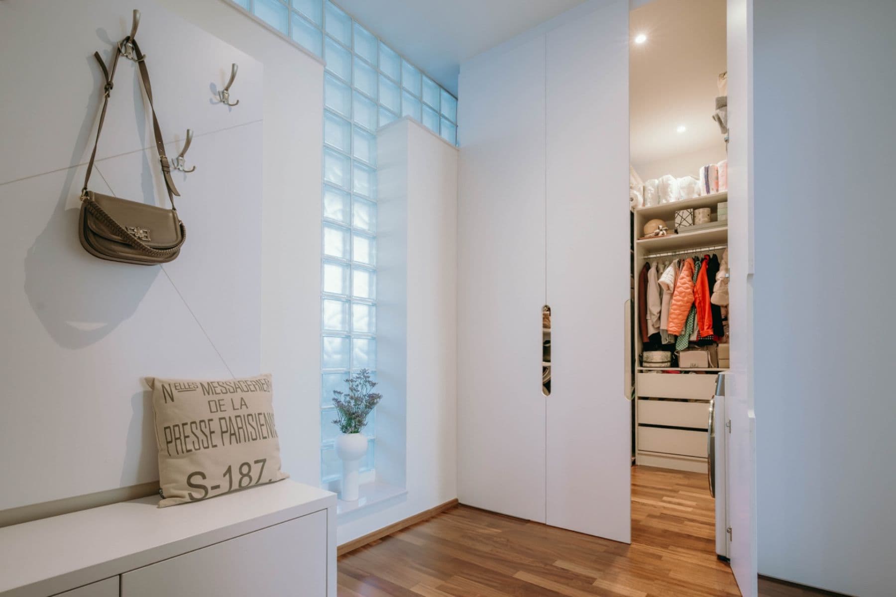 Predaj bytu 2-izbový 125 m², K Železnej studienke, Bratislava - mestská časť Staré Mesto, Bratislavský kraj Predaj bytu 2-izbový 125 m², K Železnej studienke, Bratislava - mestská časť Staré Mesto, Bratislavský kraj