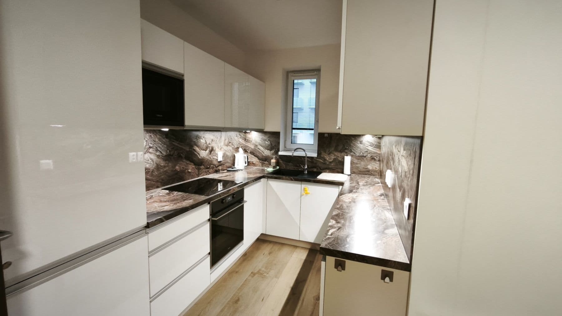 Prenájom bytu 2-izbový 51 m², Třída Jiřího Pelikána, Olomouc, Olomoucký kraj Prenájom bytu 2-izbový 51 m², Třída Jiřího Pelikána, Olomouc, Olomoucký kraj