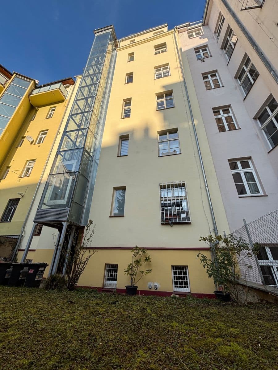 Predaj bytu 2-izbový 57 m², Černomořská, Praha, Praha Predaj bytu 2-izbový 57 m², Černomořská, Praha, Praha
