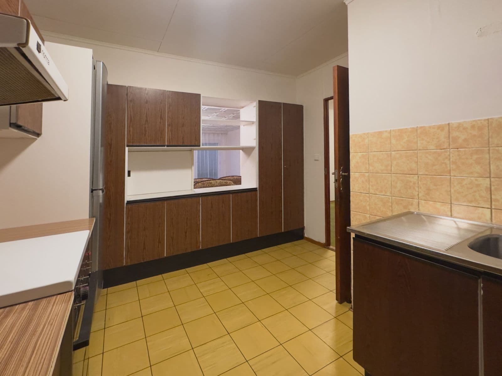 Prenájom bytu 4-izbový 100 m², Písčitá, Praha, Praha Prenájom bytu 4-izbový 100 m², Písčitá, Praha, Praha