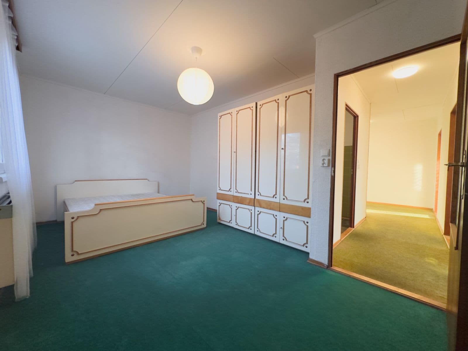 Prenájom bytu 4-izbový 100 m², Písčitá, Praha, Praha Prenájom bytu 4-izbový 100 m², Písčitá, Praha, Praha