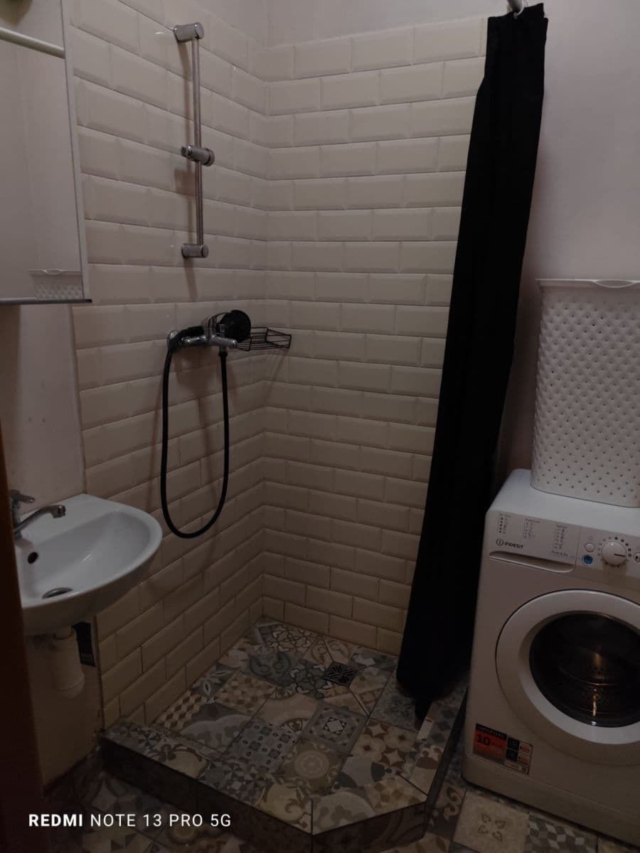 Prenájom bytu 1-izbový 26 m², Holandská, Praha, Praha Prenájom bytu 1-izbový 26 m², Holandská, Praha, Praha