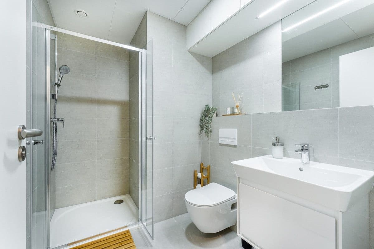 Prenájom bytu 35 m², Plzeňská, Praha, Praha Prenájom bytu 35 m², Plzeňská, Praha, Praha