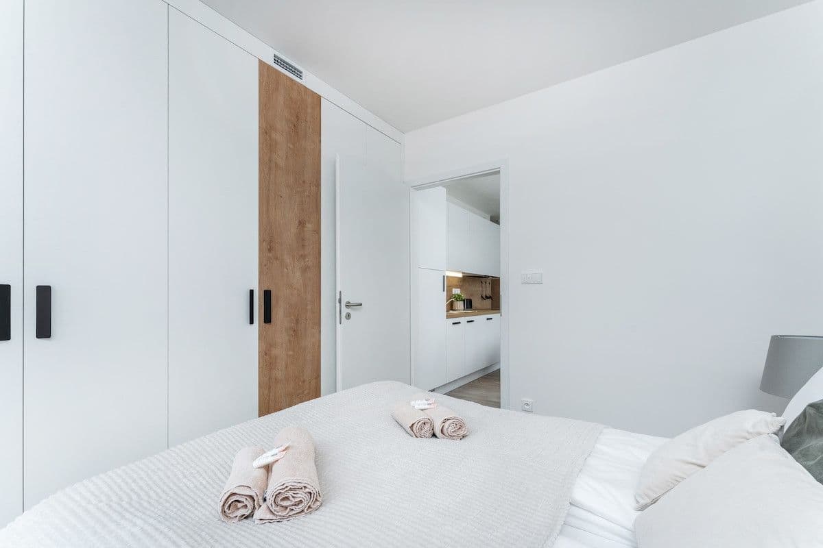 Prenájom bytu 35 m², Plzeňská, Praha, Praha Prenájom bytu 35 m², Plzeňská, Praha, Praha