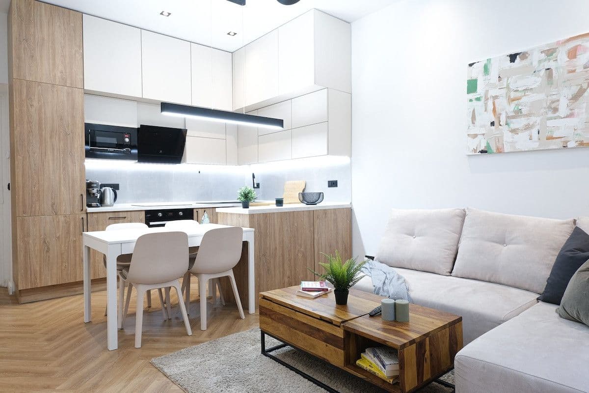 Prenájom bytu 60 m², Moskevská, Praha, Praha Prenájom bytu 60 m², Moskevská, Praha, Praha