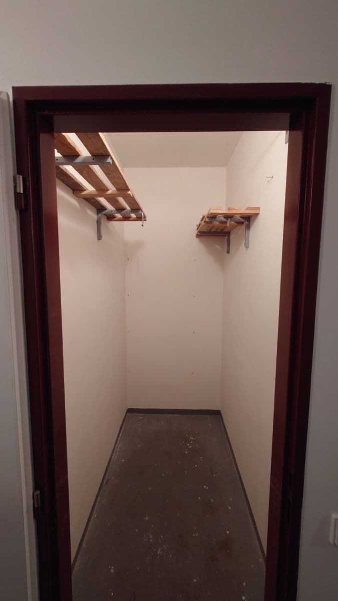 Prenájom bytu 3-izbový 61 m², Rybářská, Nymburk, Středočeský kraj Prenájom bytu 3-izbový 61 m², Rybářská, Nymburk, Středočeský kraj