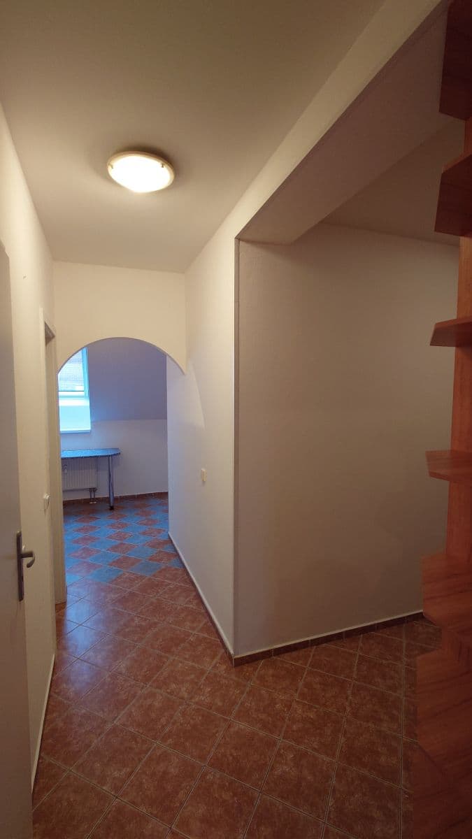 Prenájom bytu 3-izbový 61 m², Rybářská, Nymburk, Středočeský kraj Prenájom bytu 3-izbový 61 m², Rybářská, Nymburk, Středočeský kraj