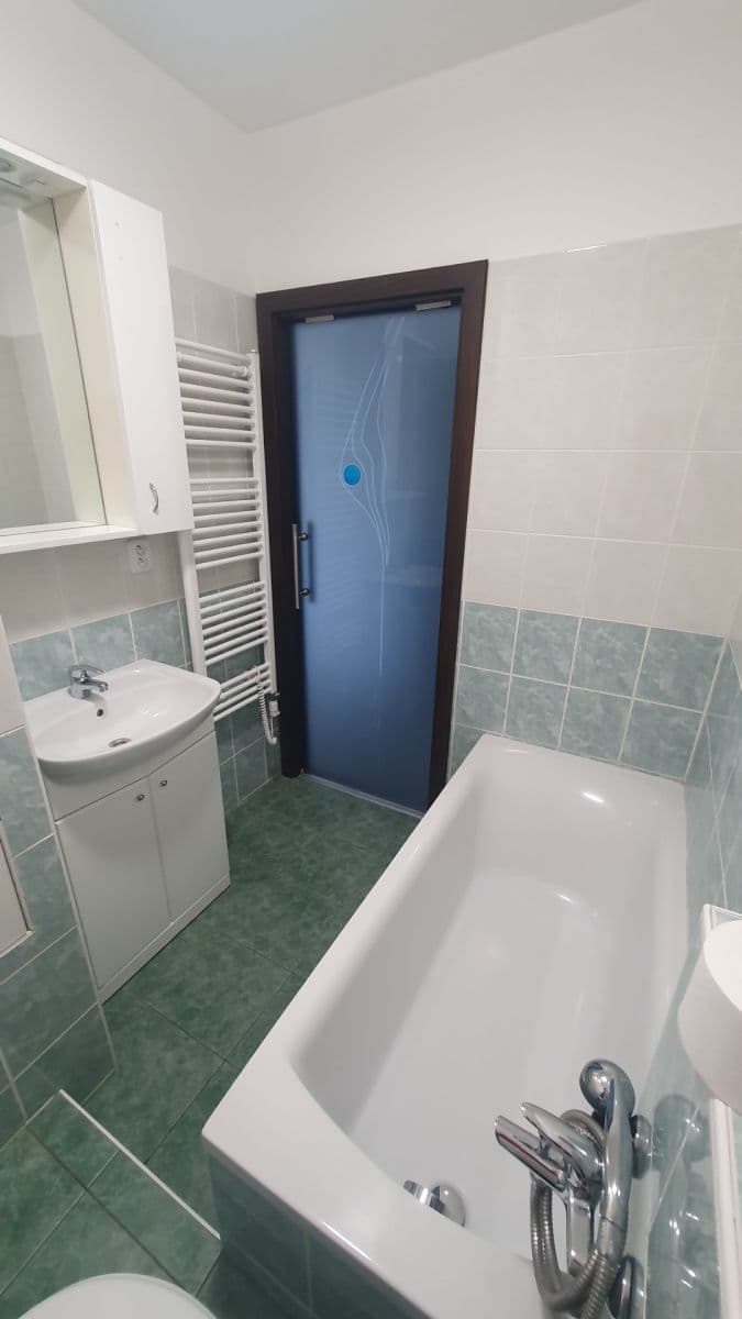 Prenájom bytu 1-izbový 37 m², Absolonova, Brno, Jihomoravský kraj Prenájom bytu 1-izbový 37 m², Absolonova, Brno, Jihomoravský kraj