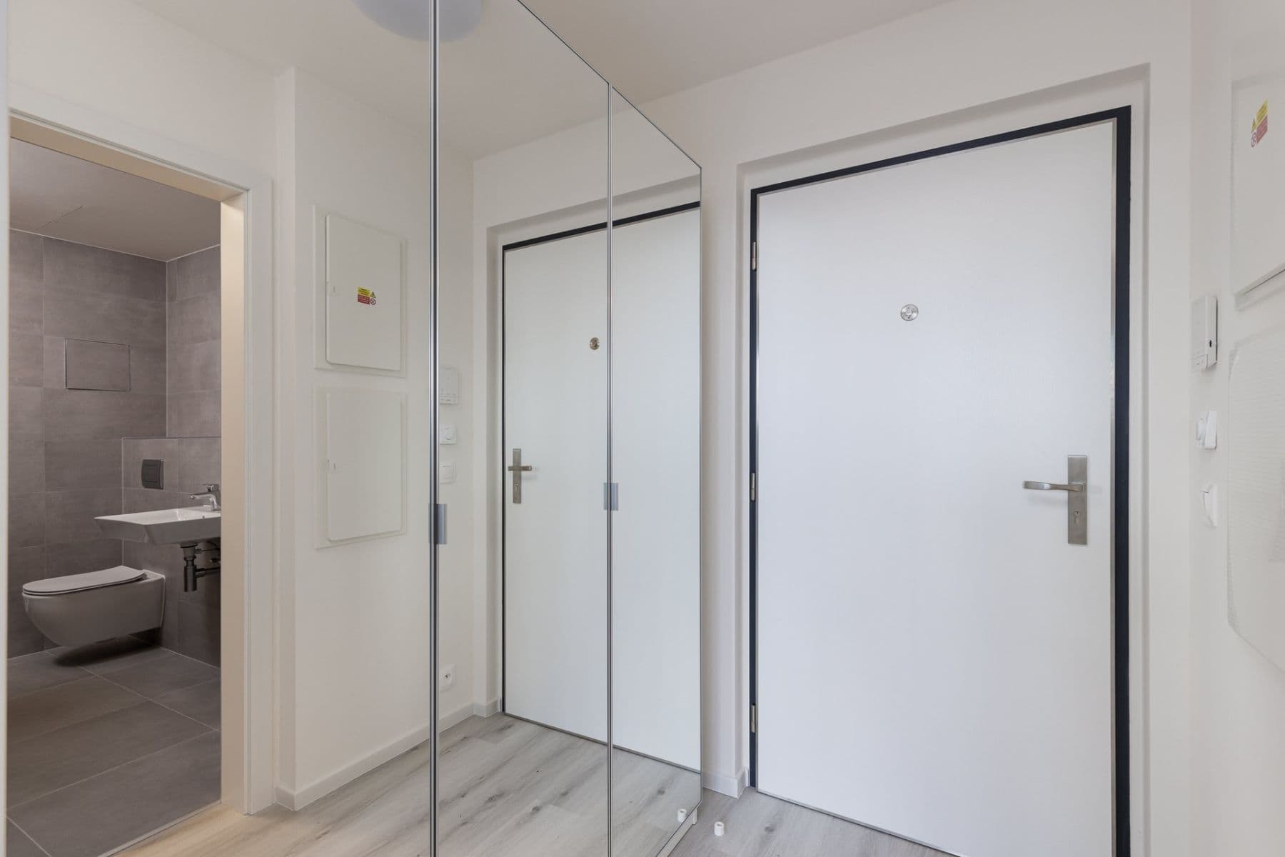 Prenájom bytu 1-izbový 31 m², Laponská, Praha, Praha Prenájom bytu 1-izbový 31 m², Laponská, Praha, Praha