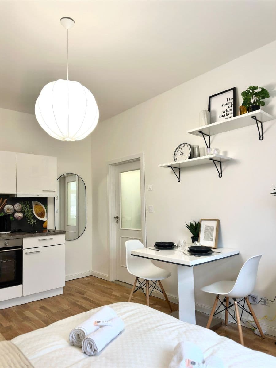 Prenájom bytu 30 m², Washingtonova, Praha, Praha Prenájom bytu 30 m², Washingtonova, Praha, Praha