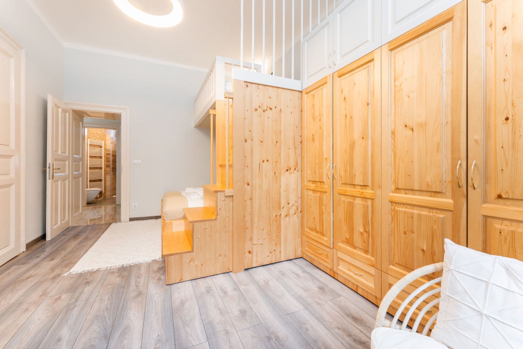 Prenájom bytu 65 m², Řeznická, Praha, Praha Prenájom bytu 65 m², Řeznická, Praha, Praha