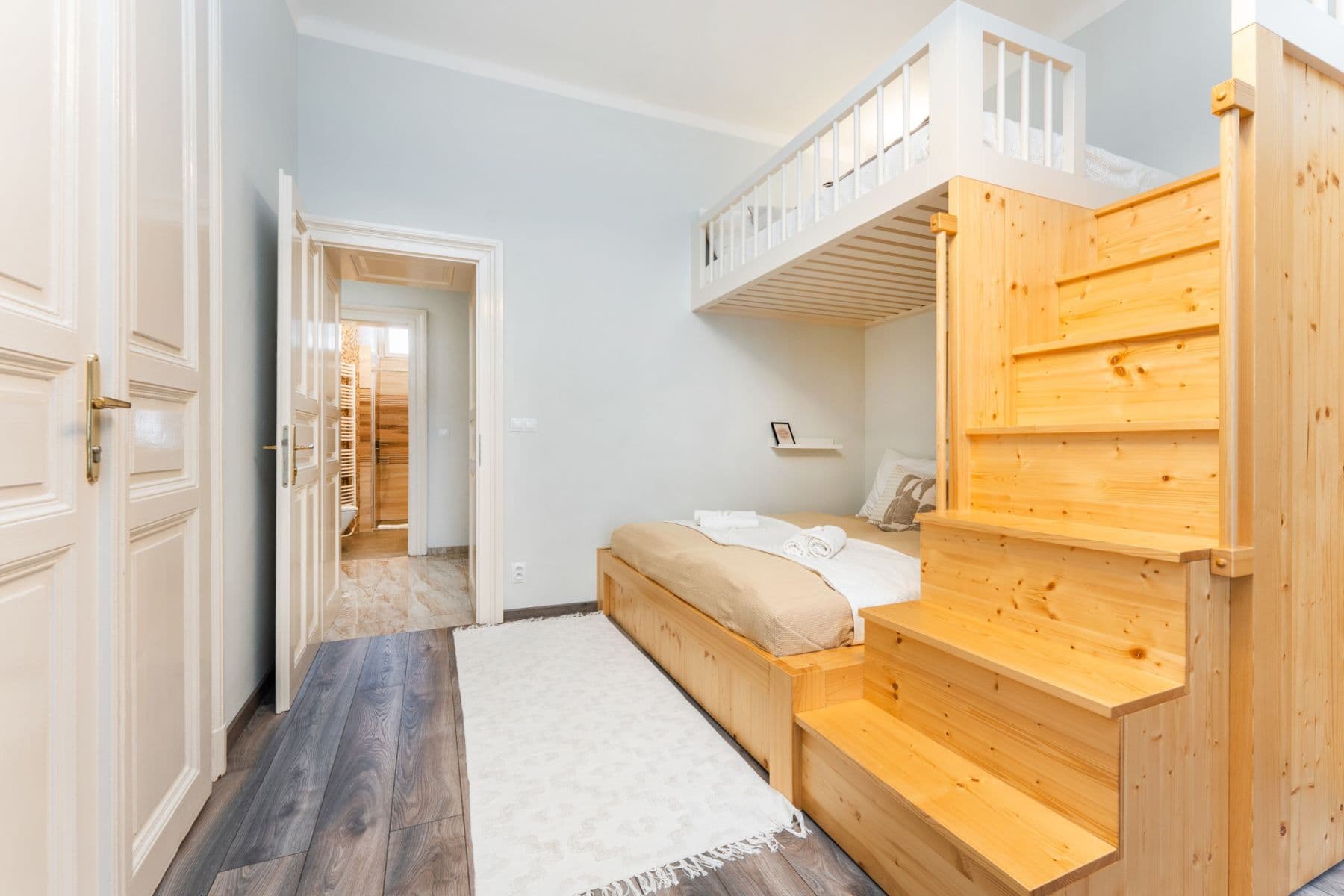 Prenájom bytu 65 m², Řeznická, Praha, Praha Prenájom bytu 65 m², Řeznická, Praha, Praha