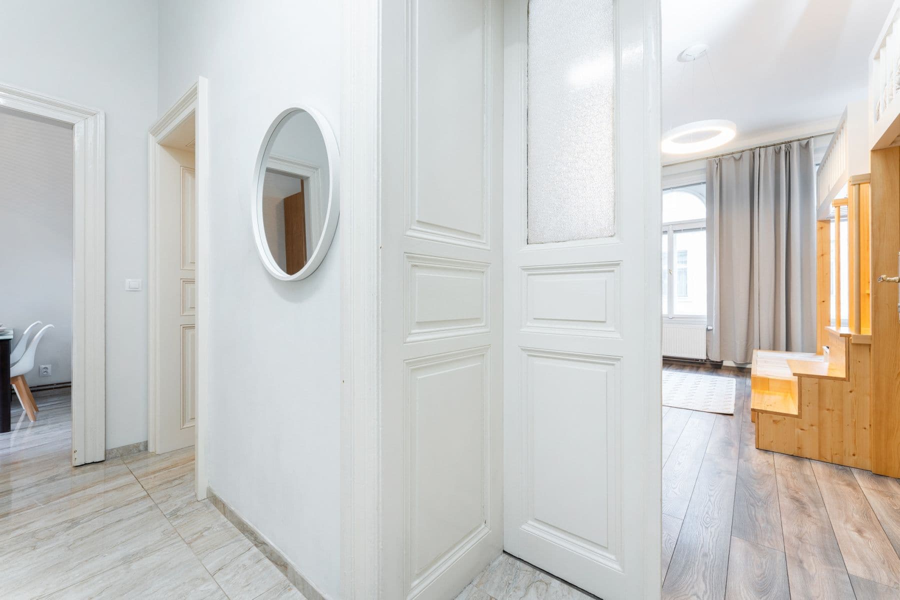 Prenájom bytu 65 m², Řeznická, Praha, Praha Prenájom bytu 65 m², Řeznická, Praha, Praha