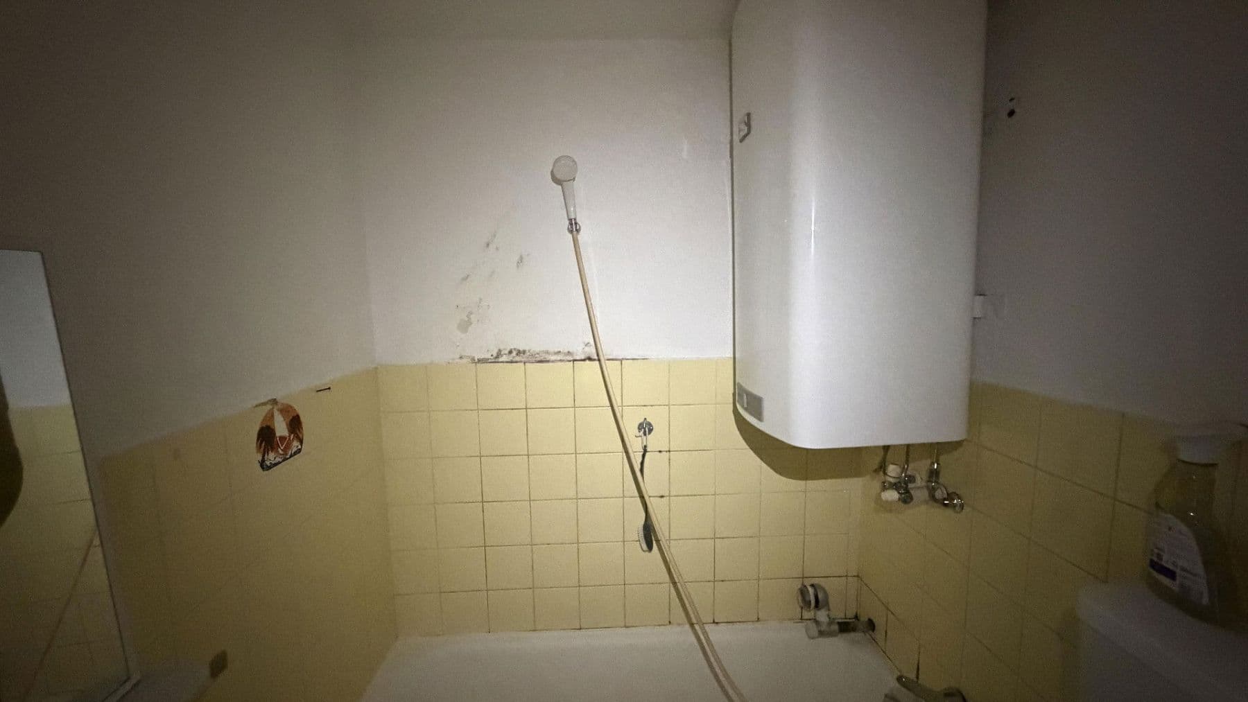 Prenájom bytu 1-izbový 17 m², Mitterweg 87, Innsbruck, Tirolsko Prenájom bytu 1-izbový 17 m², Mitterweg 87, Innsbruck, Tirolsko