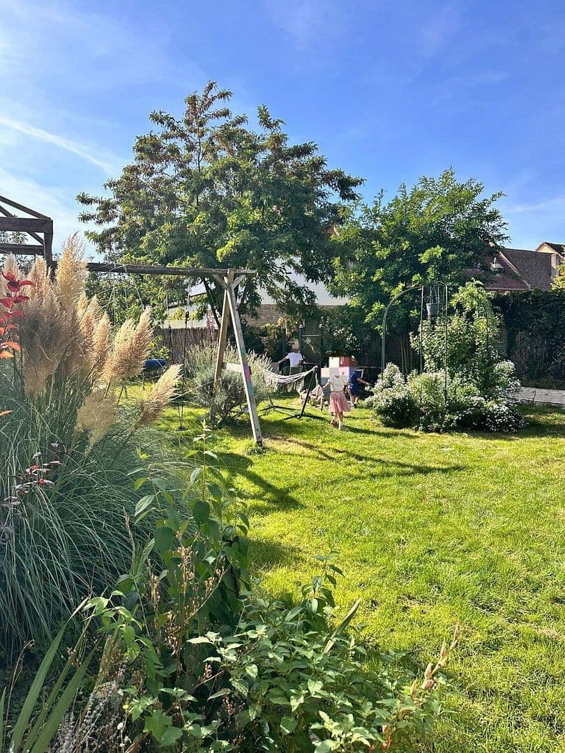 Predaj domu 176 m², pozemek 740 m², Kirchgasse, 4, Freisbach, Porýnie-Falcko Predaj domu 176 m², pozemek 740 m², Kirchgasse, 4, Freisbach, Porýnie-Falcko