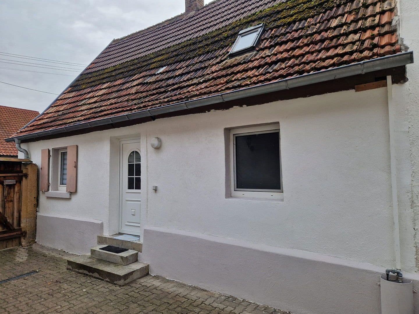 Predaj domu 176 m², pozemek 740 m², Kirchgasse, 4, Freisbach, Porýnie-Falcko Predaj domu 176 m², pozemek 740 m², Kirchgasse, 4, Freisbach, Porýnie-Falcko