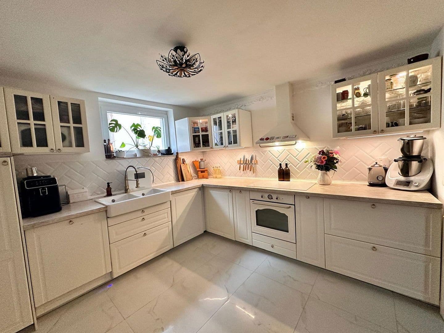 Predaj domu 176 m², pozemek 740 m², Kirchgasse, 4, Freisbach, Porýnie-Falcko Predaj domu 176 m², pozemek 740 m², Kirchgasse, 4, Freisbach, Porýnie-Falcko