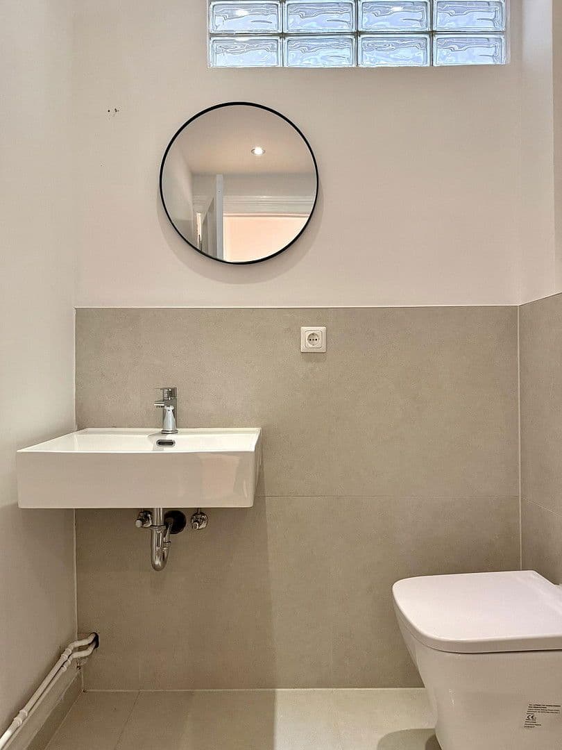 Predaj bytu 1-izbový 27 m², Berlin, Berlín Predaj bytu 1-izbový 27 m², Berlin, Berlín