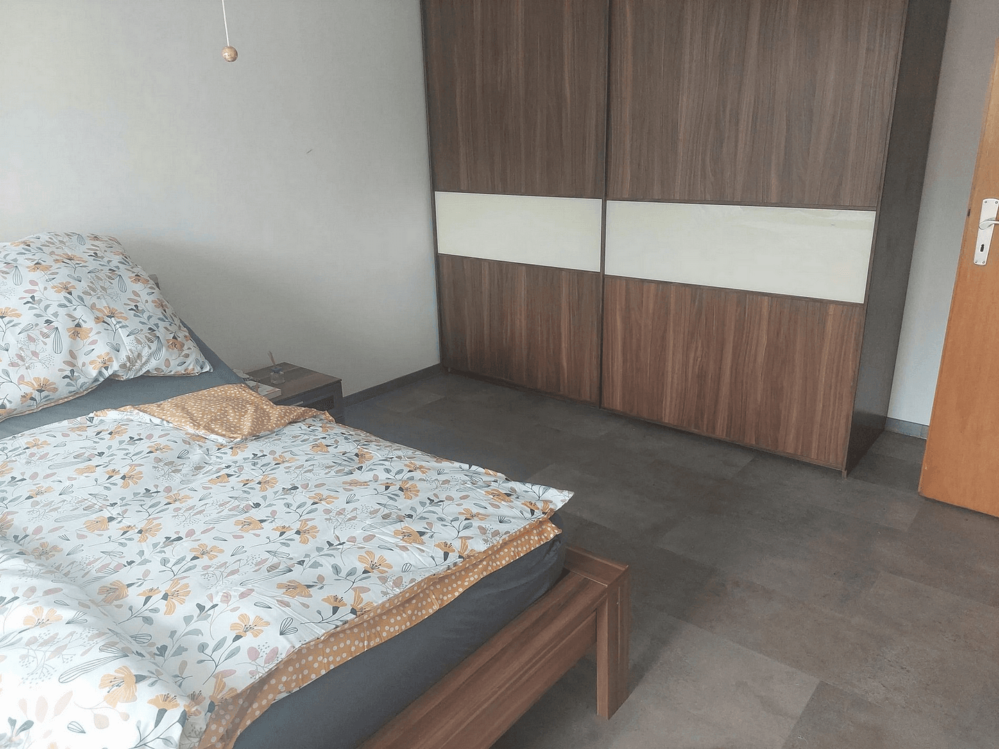 Prenájom bytu 2-izbový 66 m², Leverkusen, Severné Porýnie - Westfálsko Prenájom bytu 2-izbový 66 m², Leverkusen, Severné Porýnie - Westfálsko