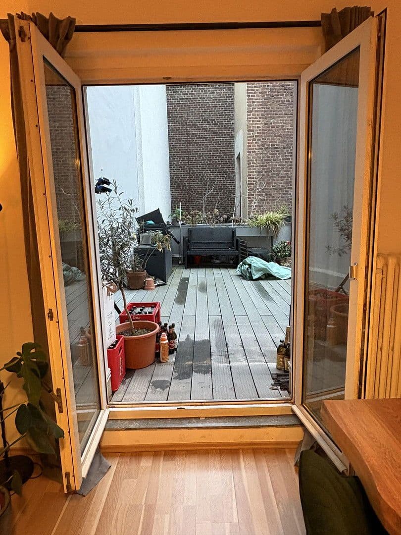 Prenájom bytu 3-izbový 68 m², Lothringer STraße 45, Köln, Severné Porýnie - Westfálsko Prenájom bytu 3-izbový 68 m², Lothringer STraße 45, Köln, Severné Porýnie - Westfálsko