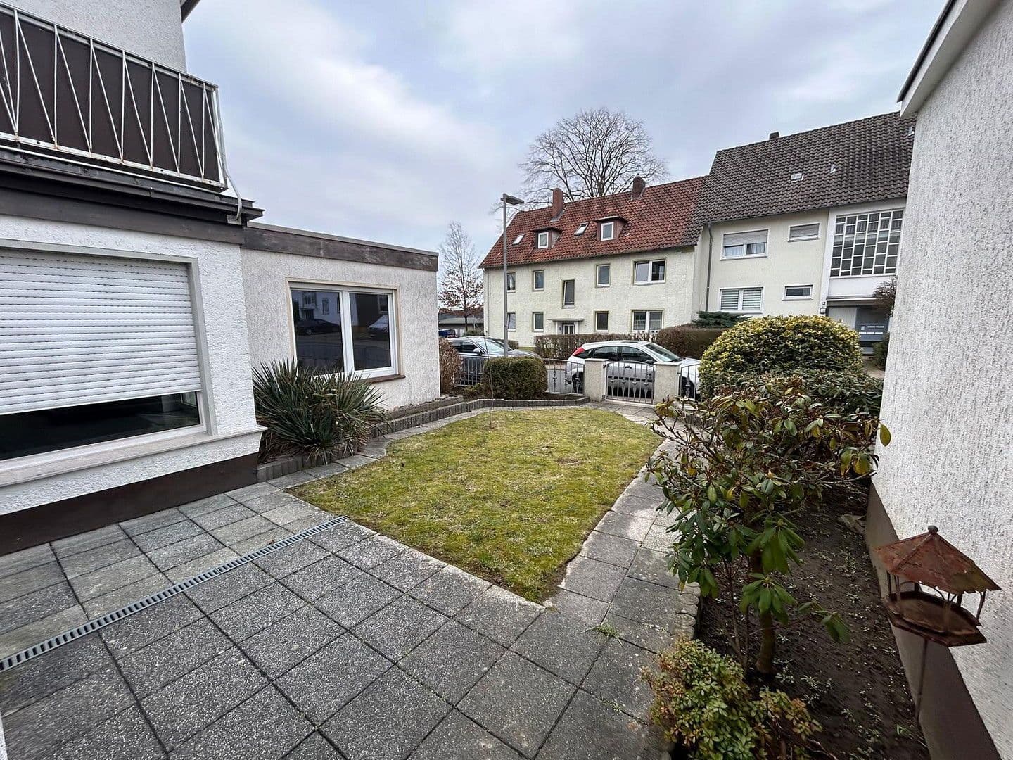 Prenájom bytu 4-izbový 105 m², Brakerstr. 17, Bielefeld, Severné Porýnie - Westfálsko Prenájom bytu 4-izbový 105 m², Brakerstr. 17, Bielefeld, Severné Porýnie - Westfálsko