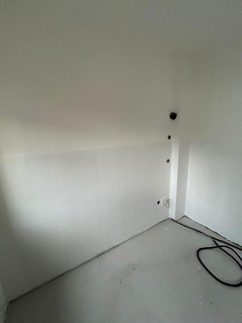 Prenájom bytu 4-izbový 105 m², Brakerstr. 17, Bielefeld, Severné Porýnie - Westfálsko Prenájom bytu 4-izbový 105 m², Brakerstr. 17, Bielefeld, Severné Porýnie - Westfálsko