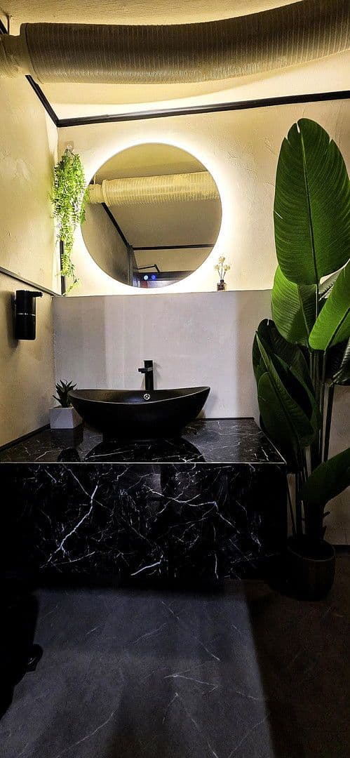 Prenájom nebytového priestoru 80 m², Hauptstraße 56, Ludwigsburg, Bádensko-Wurttembersko Prenájom nebytového priestoru 80 m², Hauptstraße 56, Ludwigsburg, Bádensko-Wurttembersko