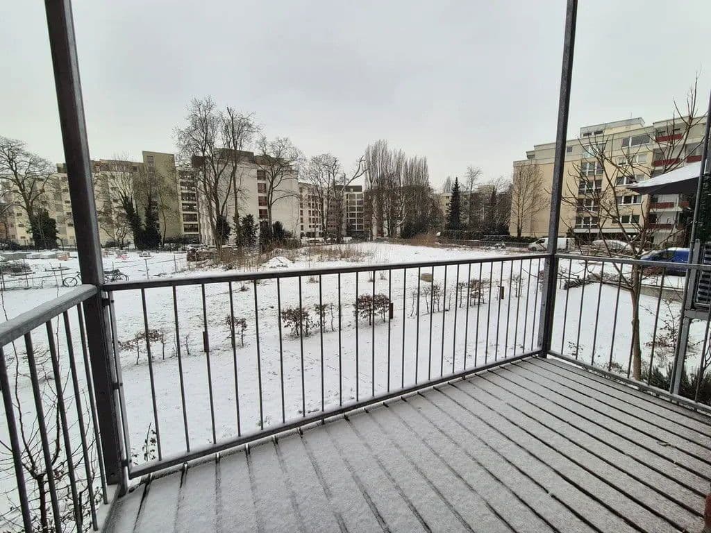 Prenájom bytu 1-izbový 32 m², Iranische Str. 3, Berlin, Berlín Prenájom bytu 1-izbový 32 m², Iranische Str. 3, Berlin, Berlín