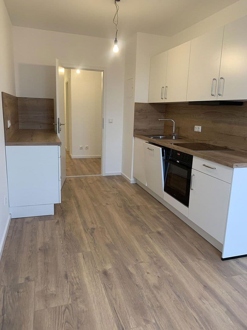 Prenájom bytu 2-izbový 69 m², Feldbergstr. 12, Heusenstamm, Hesensko Prenájom bytu 2-izbový 69 m², Feldbergstr. 12, Heusenstamm, Hesensko