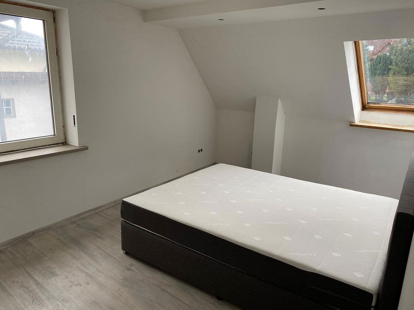 Predaj domu 91 m², pozemek 469 m², Hospitalstr. 8 A, Steinheim, Severné Porýnie - Westfálsko Predaj domu 91 m², pozemek 469 m², Hospitalstr. 8 A, Steinheim, Severné Porýnie - Westfálsko