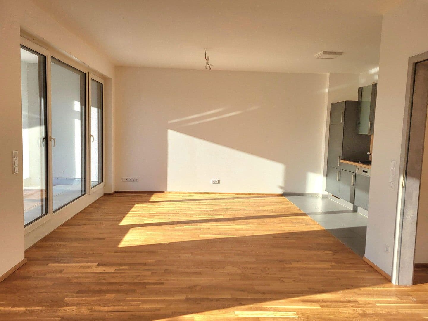 Prenájom bytu 4-izbový 136 m², Kehrstraße 8b, Göttingen, Dolné Sasko Prenájom bytu 4-izbový 136 m², Kehrstraße 8b, Göttingen, Dolné Sasko
