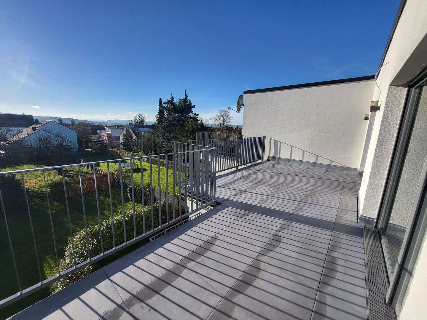 Prenájom bytu 4-izbový 136 m², Kehrstraße 8b, Göttingen, Dolné Sasko Prenájom bytu 4-izbový 136 m², Kehrstraße 8b, Göttingen, Dolné Sasko