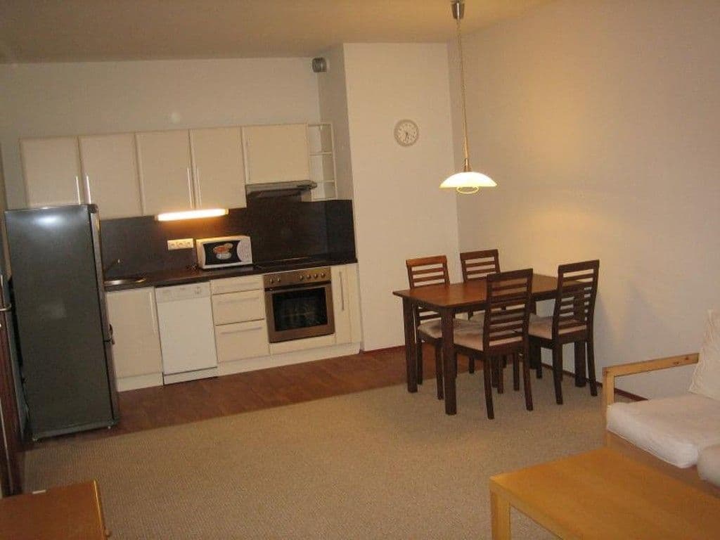 Prenájom bytu 2-izbový 56 m², Jeremiášova, Praha, Praha Prenájom bytu 2-izbový 56 m², Jeremiášova, Praha, Praha