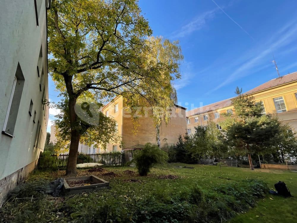 Prenájom bytu 1-izbový 37 m², Jiraskova, Tábor, Jihočeský kraj Prenájom bytu 1-izbový 37 m², Jiraskova, Tábor, Jihočeský kraj