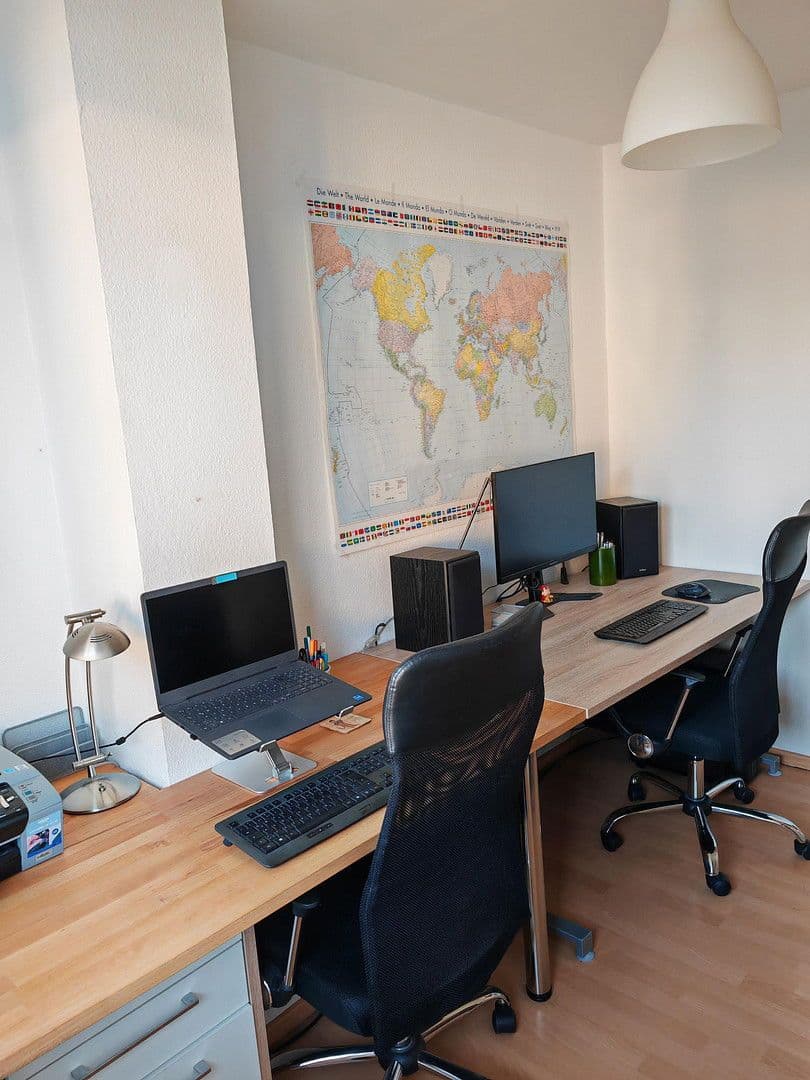 Prenájom bytu 3-izbový 58 m², Karlsruhe, Bádensko-Wurttembersko Prenájom bytu 3-izbový 58 m², Karlsruhe, Bádensko-Wurttembersko