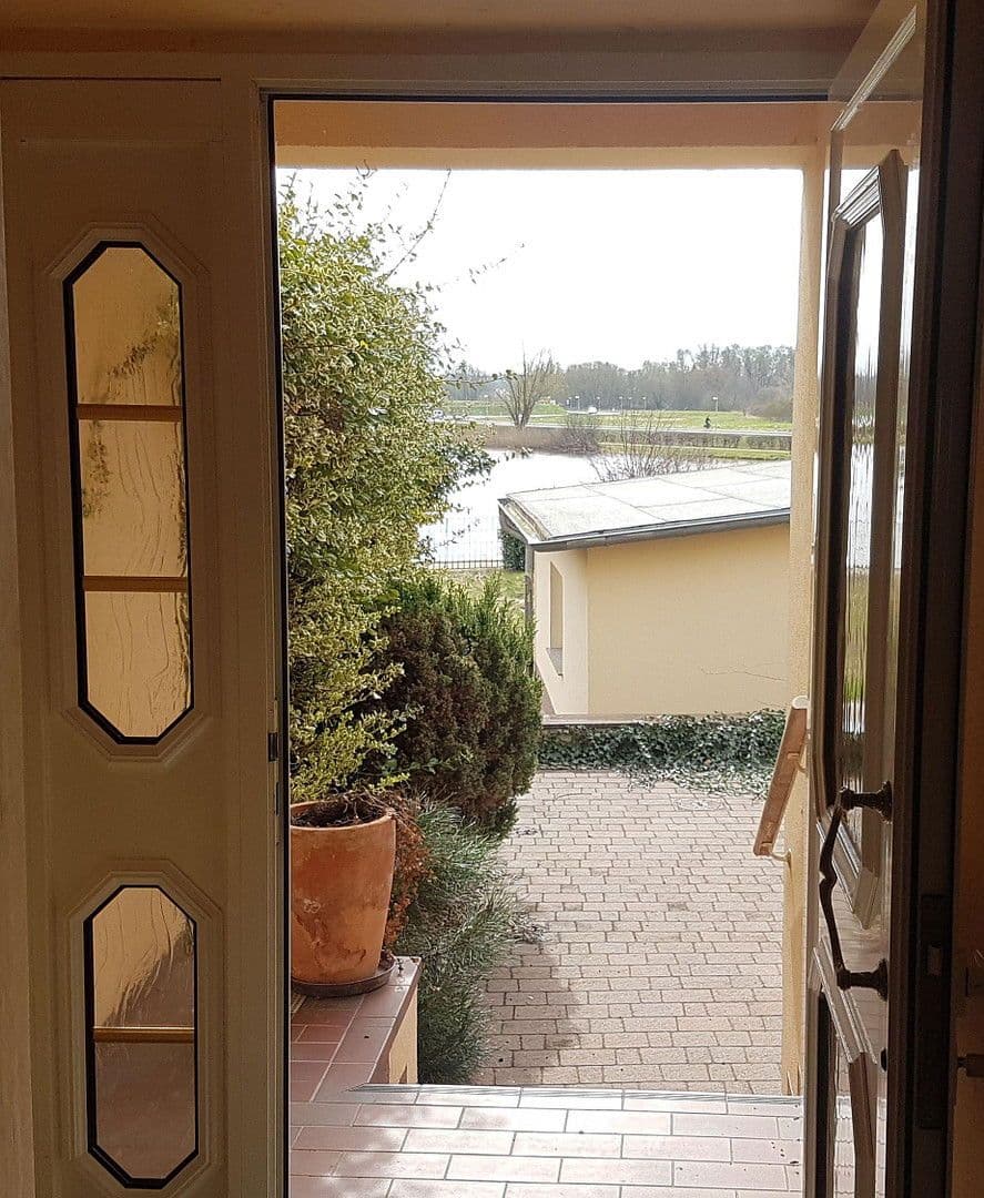 Predaj domu 207 m², pozemek 604 m², Burgstr. 4, Demmin, Meklenbursko-Predpomoransko Predaj domu 207 m², pozemek 604 m², Burgstr. 4, Demmin, Meklenbursko-Predpomoransko