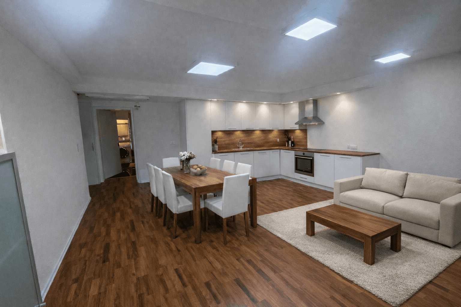 Predaj domu 205 m², pozemek 560 m², Haselweg 3, Jestetten, Bádensko-Wurttembersko Predaj domu 205 m², pozemek 560 m², Haselweg 3, Jestetten, Bádensko-Wurttembersko