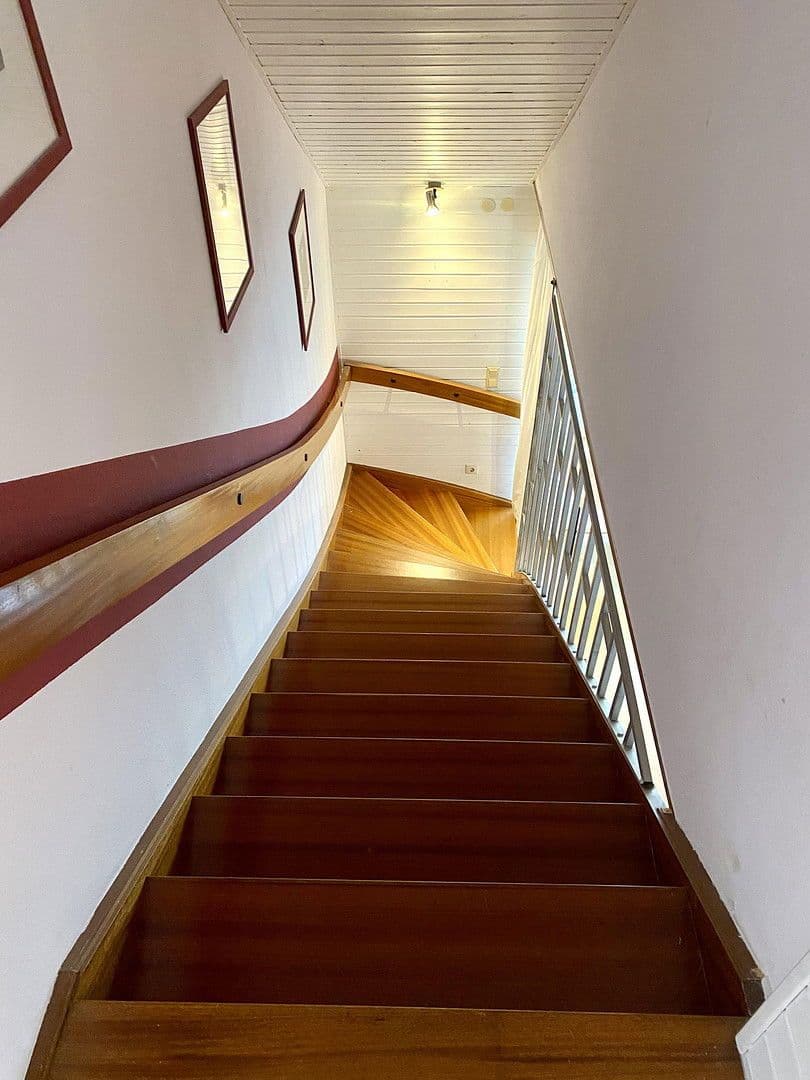 Predaj domu 205 m², pozemek 560 m², Haselweg 3, Jestetten, Bádensko-Wurttembersko Predaj domu 205 m², pozemek 560 m², Haselweg 3, Jestetten, Bádensko-Wurttembersko