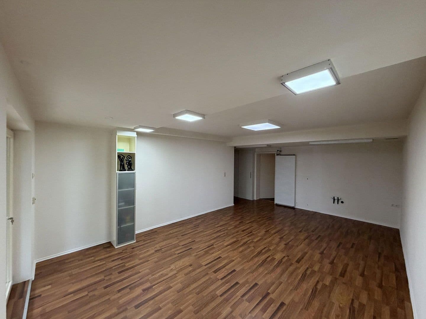 Predaj domu 205 m², pozemek 560 m², Haselweg 3, Jestetten, Bádensko-Wurttembersko Predaj domu 205 m², pozemek 560 m², Haselweg 3, Jestetten, Bádensko-Wurttembersko