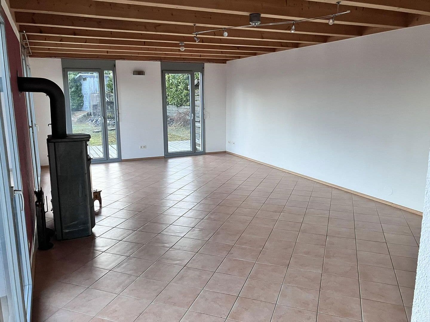 Predaj domu 200 m², pozemek 713 m², Niederwihl 95, Görwihl, Bádensko-Wurttembersko Predaj domu 200 m², pozemek 713 m², Niederwihl 95, Görwihl, Bádensko-Wurttembersko
