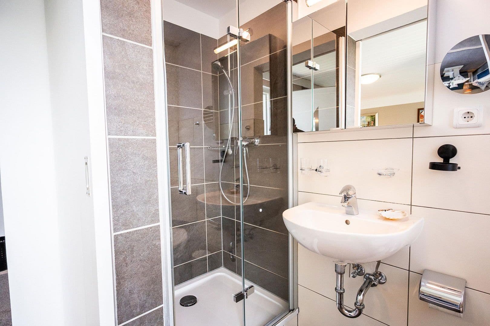 Predaj domu 145 m², pozemek 987 m², Stralsunder Straße 18, Ueckermünde, Meklenbursko-Predpomoransko Predaj domu 145 m², pozemek 987 m², Stralsunder Straße 18, Ueckermünde, Meklenbursko-Predpomoransko