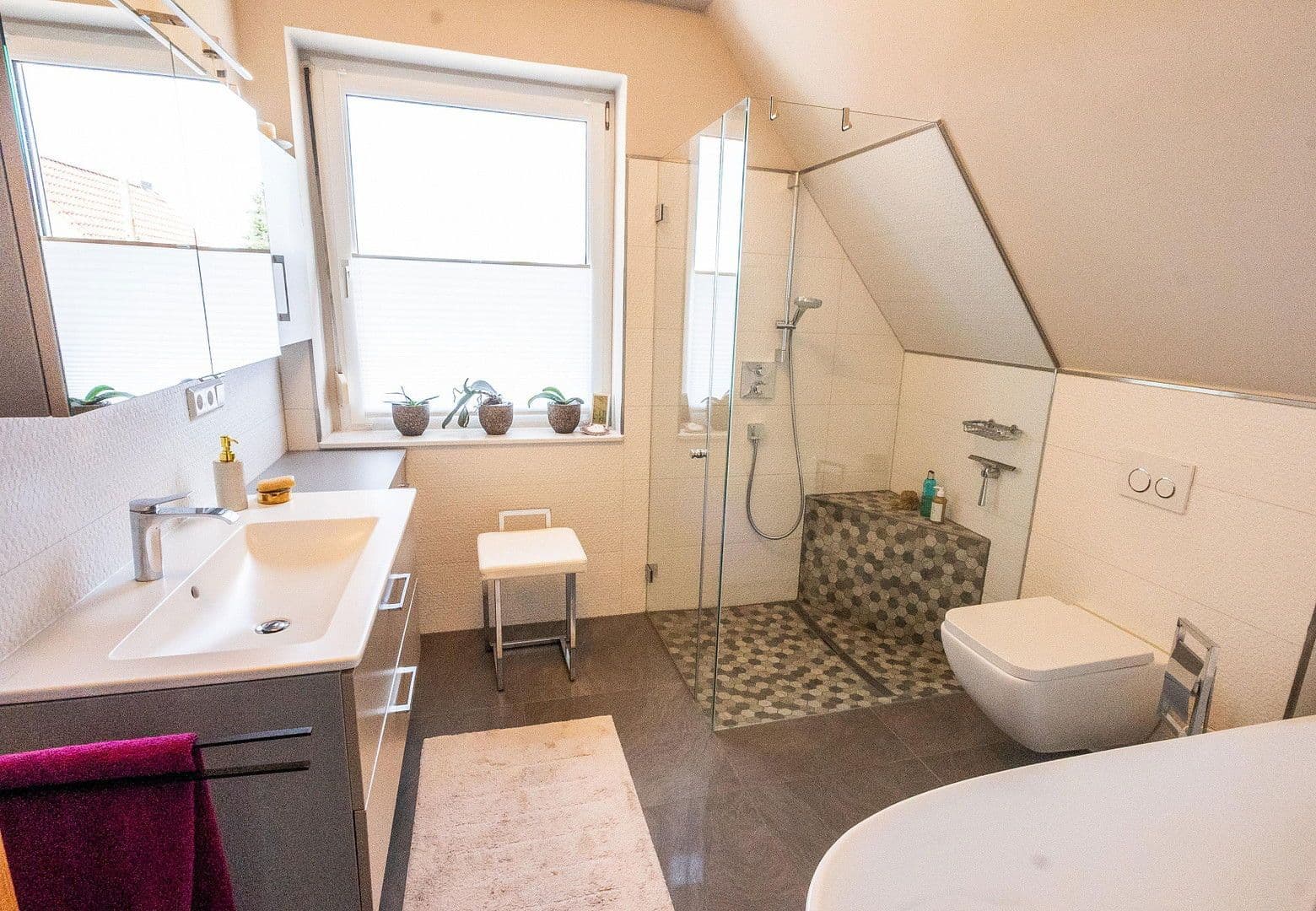 Predaj domu 145 m², pozemek 987 m², Stralsunder Straße 18, Ueckermünde, Meklenbursko-Predpomoransko Predaj domu 145 m², pozemek 987 m², Stralsunder Straße 18, Ueckermünde, Meklenbursko-Predpomoransko