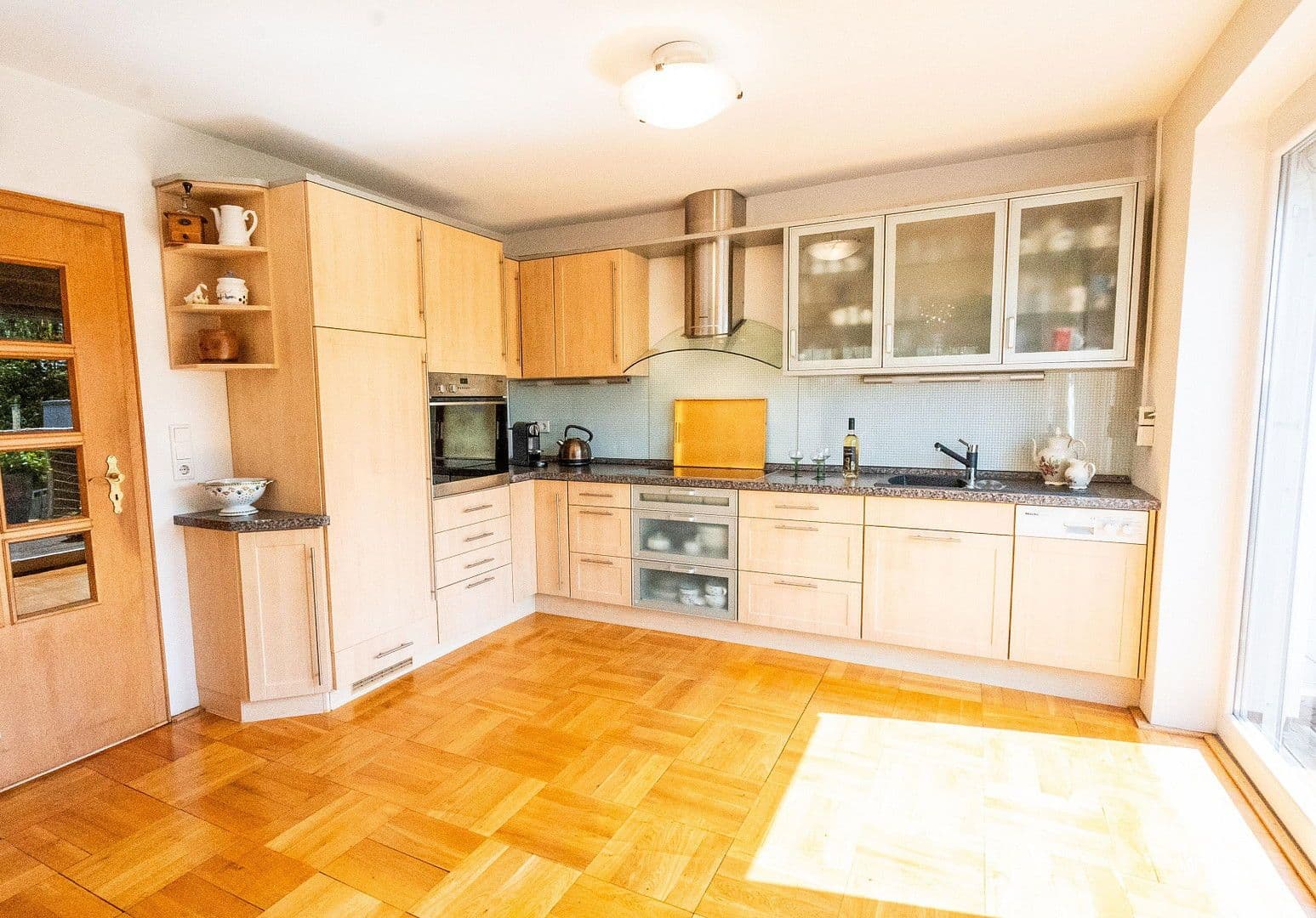 Predaj domu 145 m², pozemek 987 m², Stralsunder Straße 18, Ueckermünde, Meklenbursko-Predpomoransko Predaj domu 145 m², pozemek 987 m², Stralsunder Straße 18, Ueckermünde, Meklenbursko-Predpomoransko